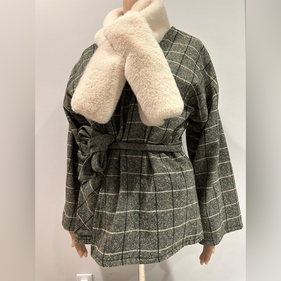 I. Magnin & Co Vintage Reversible Wool Jacket - Picture 2 of 9